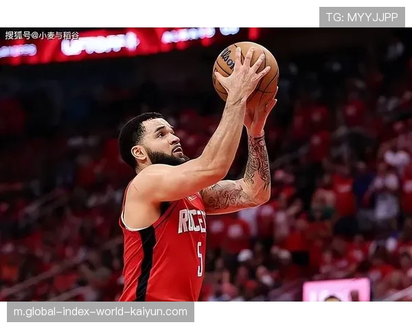 火箭仅领先第七名两胜场 范弗利特报销暴露后场组织短板